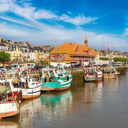 Trouville Sur Mer Vue Sur La Touque エクステリア 写真