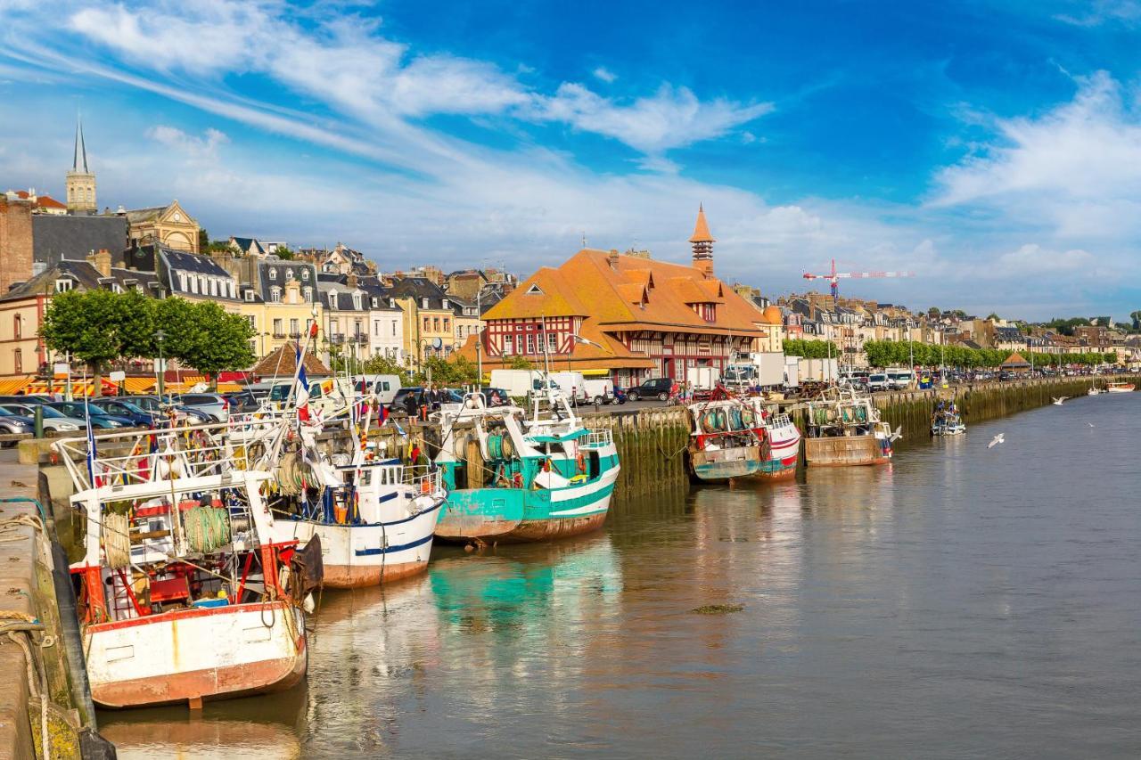 Trouville Sur Mer Vue Sur La Touque エクステリア 写真